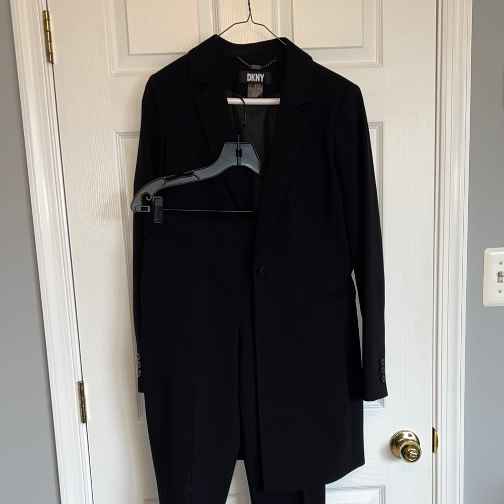 DKNY Classic Black long line jacket Suit Set